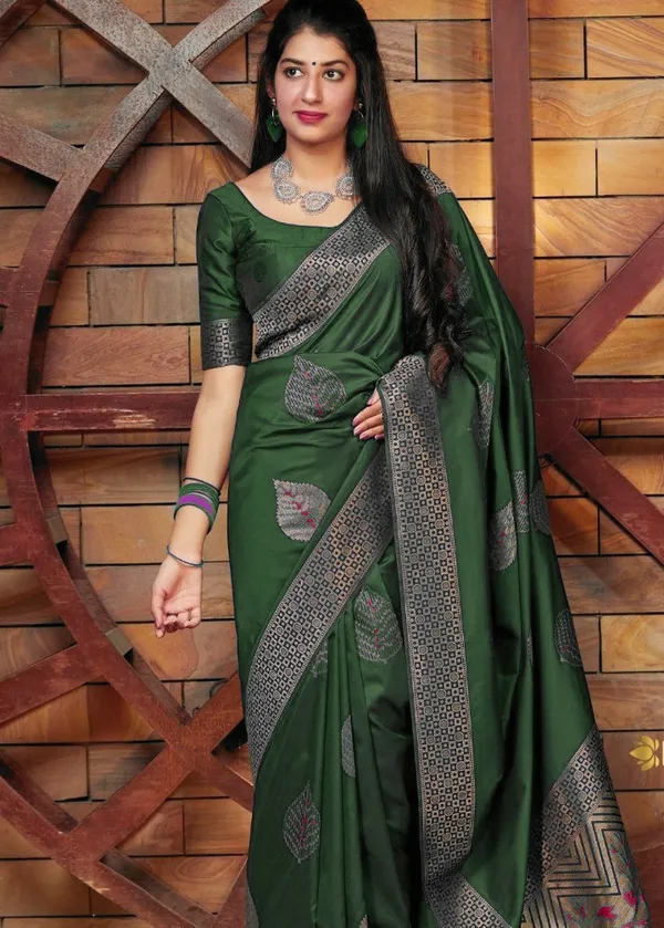 Dark_Green_Woven_Kanjivaram_Silk_Saree_with_Saree_Cover
